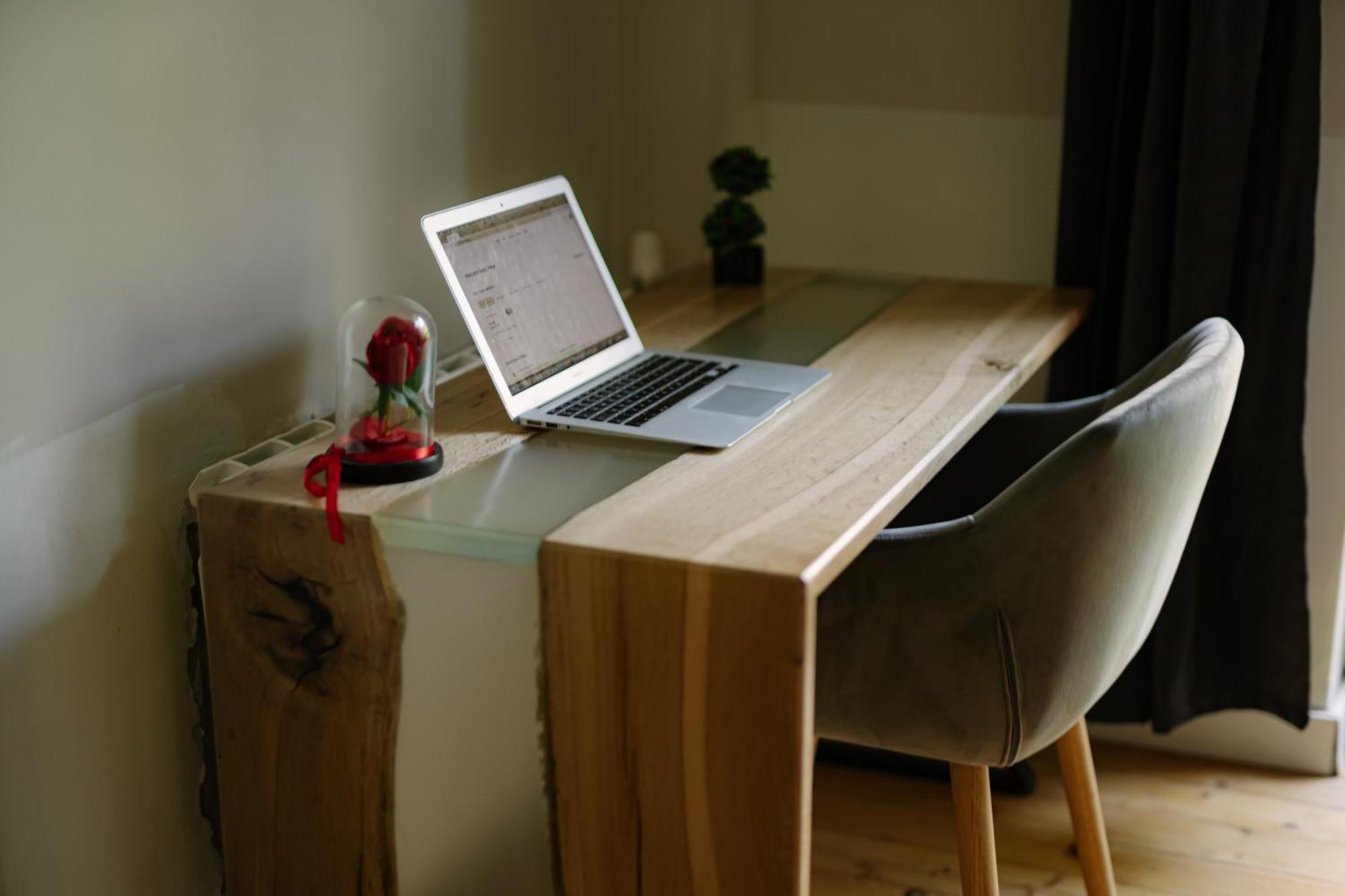 Appartement 5 Seconds Away From The Main Street, Free Secured Parking *