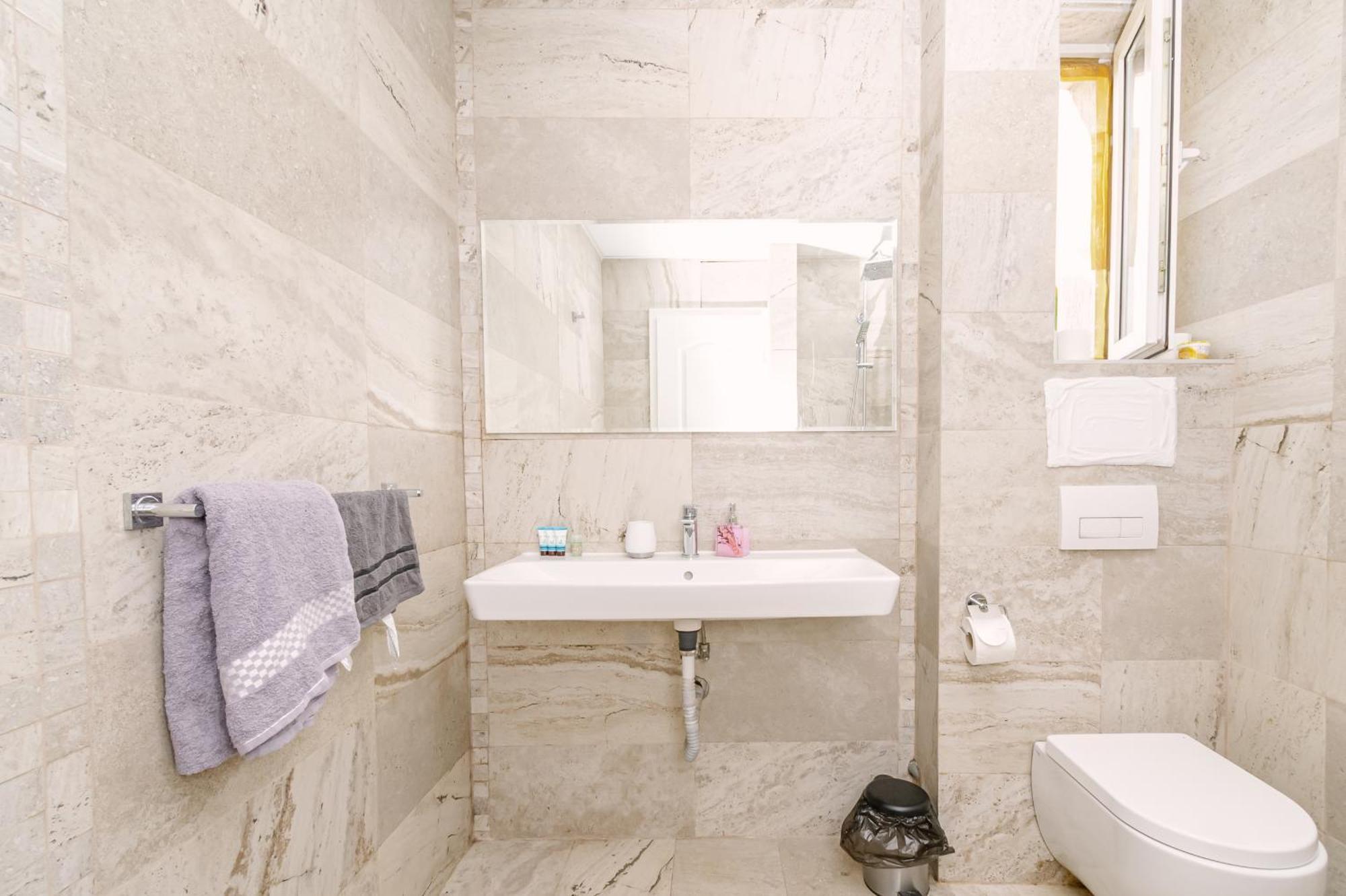 Appartement 5 Seconds Away From The Main Street, Free Secured Parking Sofia