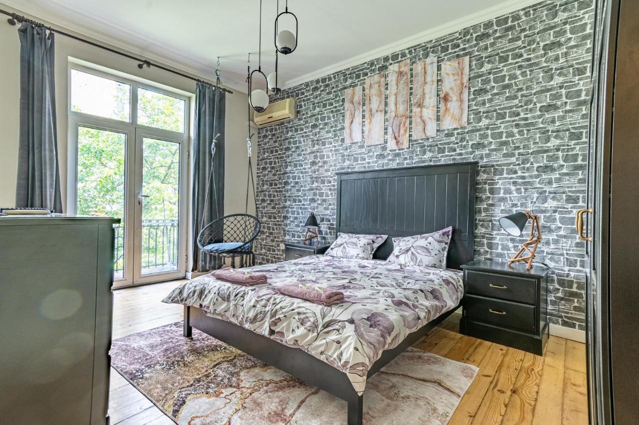 5 Seconds Away From The Main Street, Free Secured Parking * Sofia